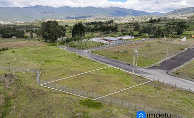 En venta terreno ubicado en el Plateado junto al mercado Puerto Seco