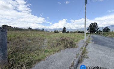 En venta terreno ubicado en el Plateado junto al mercado Puerto Seco