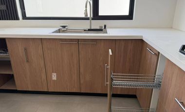 Casa en venta, último modelo, aplica crédito VIP, sector Santa María Sayaus