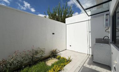 Casa en venta, último modelo, aplica crédito VIP, sector Santa María Sayaus