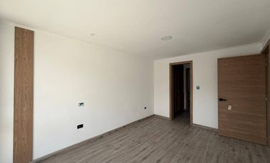 Casa en venta, último modelo, aplica crédito VIP, sector Santa María Sayaus