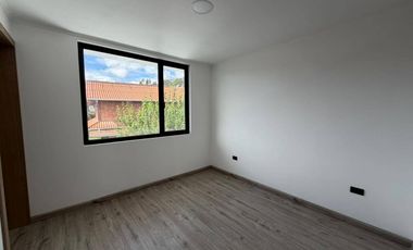 Casa en venta, último modelo, aplica crédito VIP, sector Santa María Sayaus