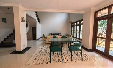 Dijual/Sewa Cepat Rumah Villa Bukit Mas surabaya barat Baru Renovasi Seperti Baru Siap Huni