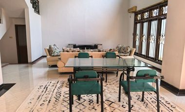 Dijual/Sewa Cepat Rumah Villa Bukit Mas surabaya barat Baru Renovasi Seperti Baru Siap Huni