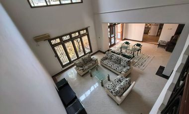 Dijual/Sewa Cepat Rumah Villa Bukit Mas surabaya barat Baru Renovasi Seperti Baru Siap Huni