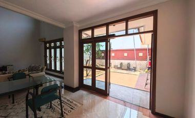 Dijual/Sewa Cepat Rumah Villa Bukit Mas surabaya barat Baru Renovasi Seperti Baru Siap Huni