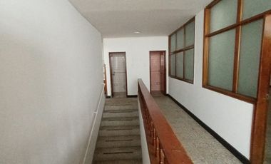 ARRIENDO CASA COMERCIAL LA CEIBA