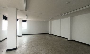 ARRIENDO CASA COMERCIAL LA CEIBA
