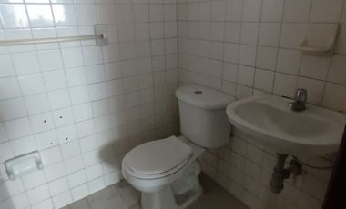 ARRIENDO CASA COMERCIAL LA CEIBA