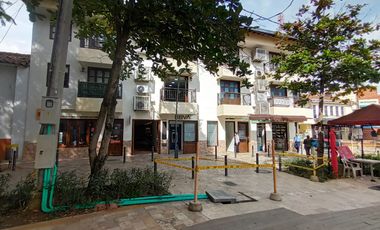 ARRIENDO   OFICINA EDIFICIO GARCIA ROVIRA CENTRO PISO 2