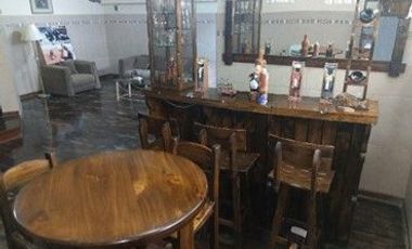 Casa en Venta 5 Dormitorios - San Miguel