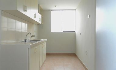 ALQUILO DPTO. CON COCHERA, 1er piso, a un paso de la Av. Precursores