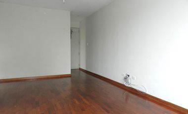 ALQUILO DPTO. CON COCHERA, 1er piso, a un paso de la Av. Precursores