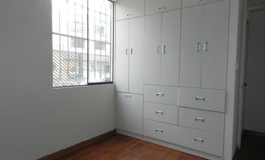 ALQUILO DPTO. CON COCHERA, 1er piso, a un paso de la Av. Precursores