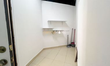 LOCAL COMERCIAL EN RENTA, JURIQUILLA QUERÉTARO.