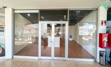 LOCAL COMERCIAL EN RENTA, JURIQUILLA QUERÉTARO.