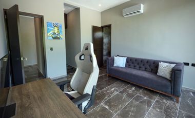 Amplia Villa de 4 Habitaciones Con Alberca Privada