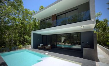 Amplia Villa de 4 Habitaciones Con Alberca Privada
