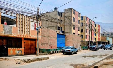 VENDO CASA  DE 170 M2 A PRECIO DE OCASIÓN EN CAMPOY SJL