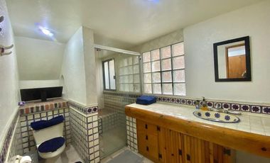 Venta Residencia en Club de Golf los Encinos