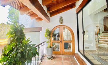 Venta Residencia en Club de Golf los Encinos