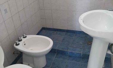 DEPARTAMENTO DE 2 AMBIENTES CON PATIO