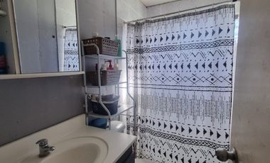 Casa Esquina Sólida, 180 M² de Terreno, Tongoy, Coquimbo.