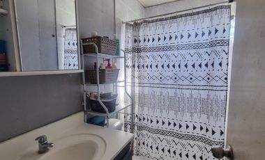 Casa Esquina Sólida, 180 M² de Terreno, Tongoy, Coquimbo.