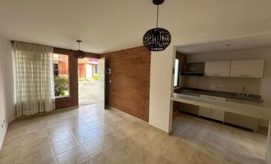 SE VENDE CASA