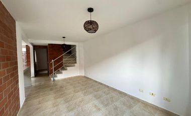 SE VENDE CASA