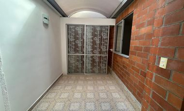 SE VENDE CASA