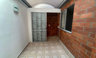 SE VENDE CASA