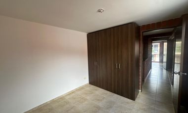 SE VENDE CASA