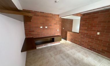 SE VENDE CASA