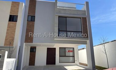 Zibatá casa en renta de 3 recamaras Bpa2096