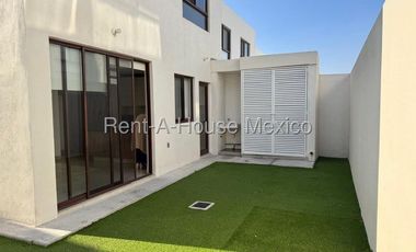 Zibatá casa en renta de 3 recamaras Bpa2096