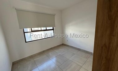 Zibatá casa en renta de 3 recamaras Bpa2096