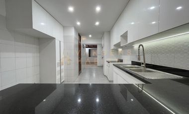 Departamento en alquiler - Primer piso, Surco