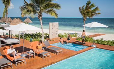 PH con Vista al Mar y la Marina en La Amada – Playa Mujeres