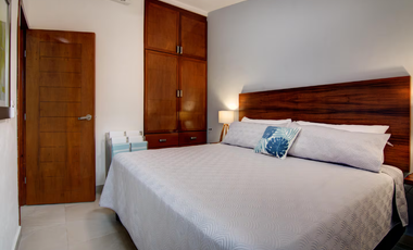 Única Casa de 3 Recámaras + Espacio Flex y Alberca Privada en el Centro de Playa del Carmen