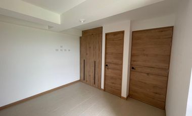 SE ARRIENDA APARTAMENTO