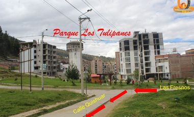 VENDO TRIPLEX POR URB. ALTOS DE LA MERCED, HUANCAYO