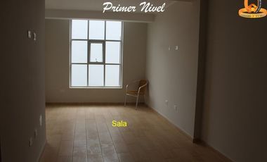 VENDO TRIPLEX POR URB. ALTOS DE LA MERCED, HUANCAYO