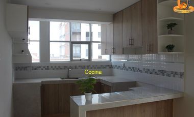 VENDO TRIPLEX POR URB. ALTOS DE LA MERCED, HUANCAYO