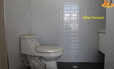 VENDO TRIPLEX POR URB. ALTOS DE LA MERCED, HUANCAYO