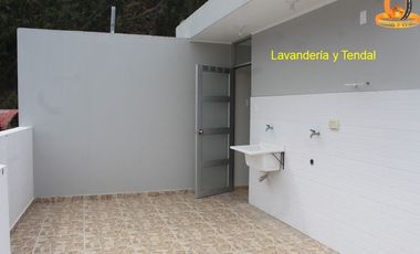 VENDO TRIPLEX POR URB. ALTOS DE LA MERCED, HUANCAYO