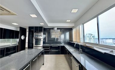 VENTA Apartamento en Castillogrande, Edificio Luxor