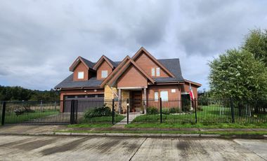 ARRIENDO CASA EN BARRIO CONSOLIDADO