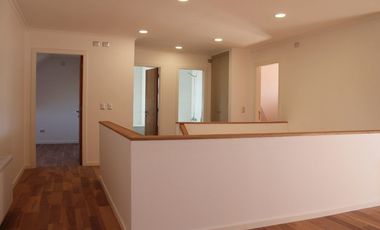 ARRIENDO CASA EN BARRIO CONSOLIDADO