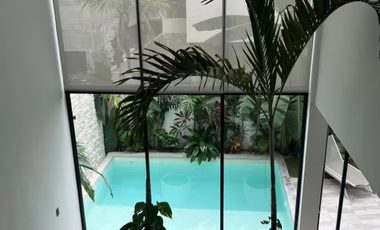 Villa de Lujo de 4 Recámaras y Alberca Privada en Playa Del Carmen